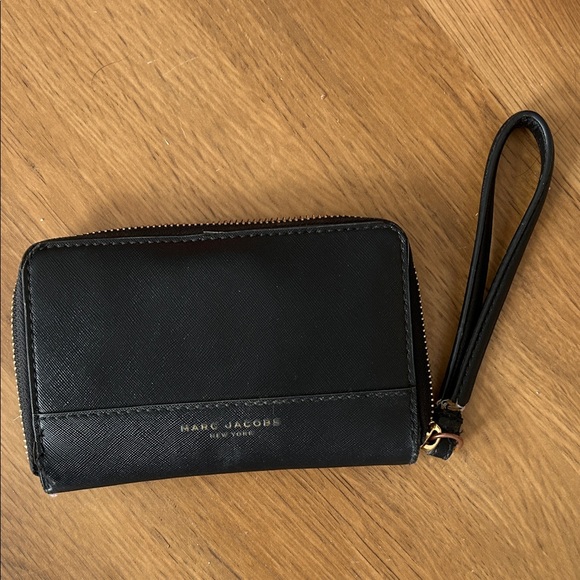 Marc Jacobs Black Leather Wallet - Picture 2 of 6